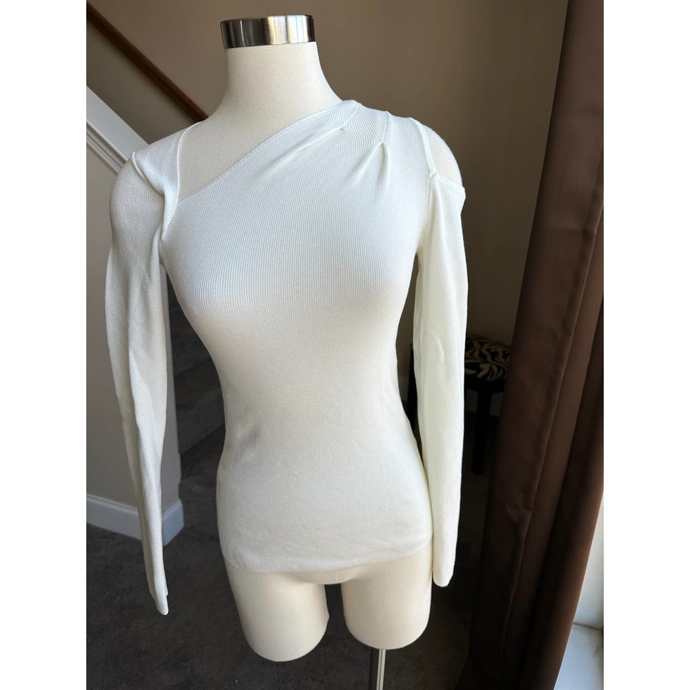 I.N.C. International Concepts white rib knit sweater, size XS